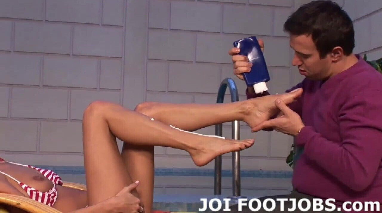 supposed could give footjob