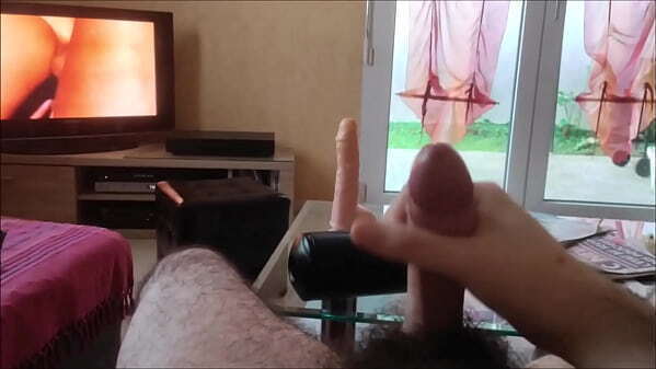 J'_ai trouv&eacute_ o&ugrave_ p&egrave_re cache porno