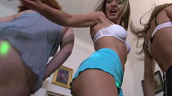 Crazy Wild Upskirt Shaking Twerk Party with LEONS Girls Sexy sluts live camera show tight pussy bare round shake twerk tease