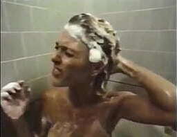 Bits and Pieces: Sexy Nude Bath Girl (Brighter Version) (Forwards/Backwards) (HD)