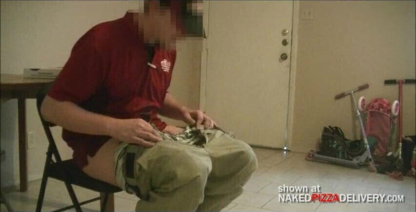 Handjob Pizza Guy, Naked Pizza Delivery