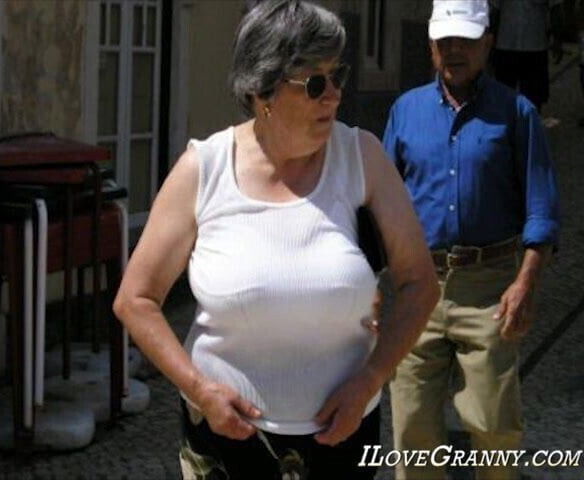 ILoveGrannY, Home Amateur Granny Slideshow