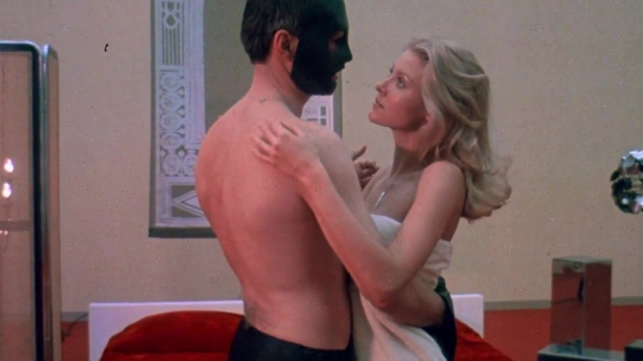 Mary Woronov,Roberta Collins,Louisa Moritz,Simone Griffeth in Death Race 2000 (Special Edition) (1975)