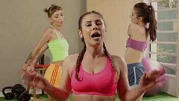 SAFADAS WHITE, ROMANXXX NITTIE FICAM EXCITADAS MALHA&Ccedil_&Atilde_O DECIDEM PARTIR PUTARIA