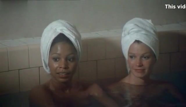 Ava Readdy,Linda Scruggs,Lynne Moody,Stella Stevens in Las Vegas Lady (1975)