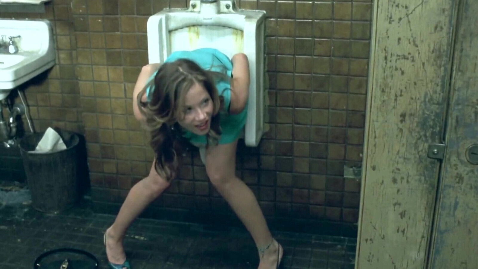 Cameron Diaz, Christina Applegate Sweetest Thing