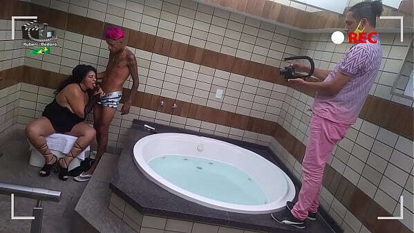 Making Coroa experiente fazendo cena novinho cheio tatuagem grande. Wallif Santos Completo Xvideos