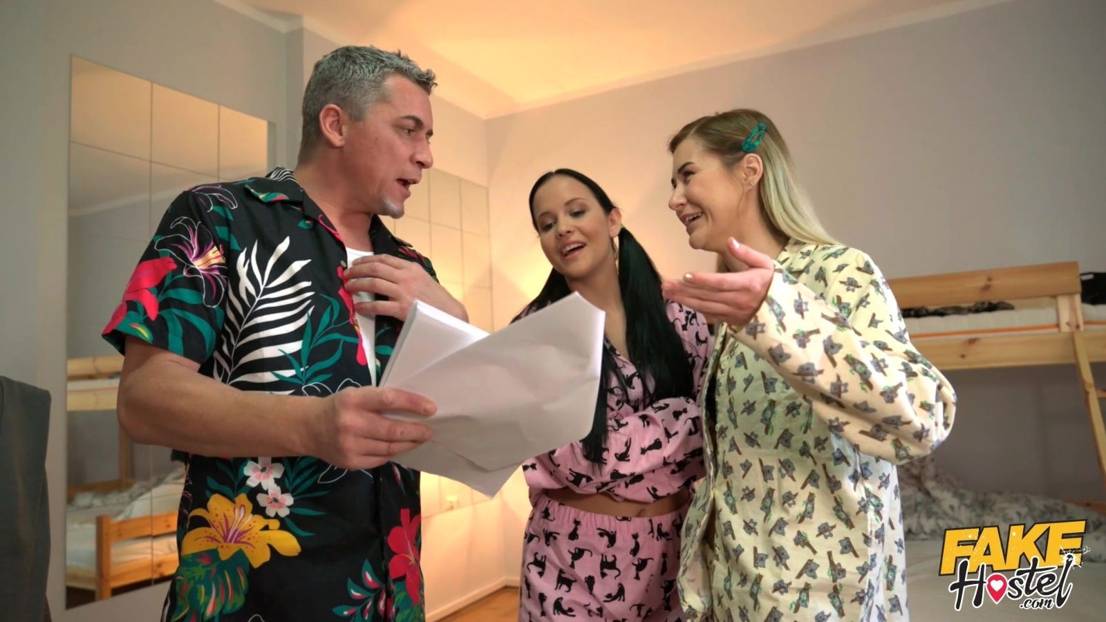 Incredible threesome motel with Jennifer Mendez Madison