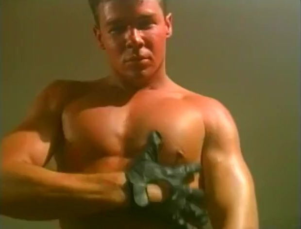 Horny Hunk Karl Shows How To Please Oneself