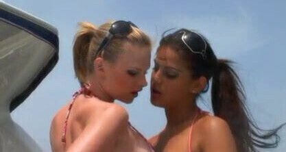 Fuck Fury Defrancesca Gallardo, Tarra White