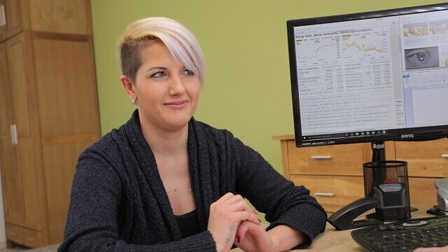 VIP4K. Bitch knows sexual charms help