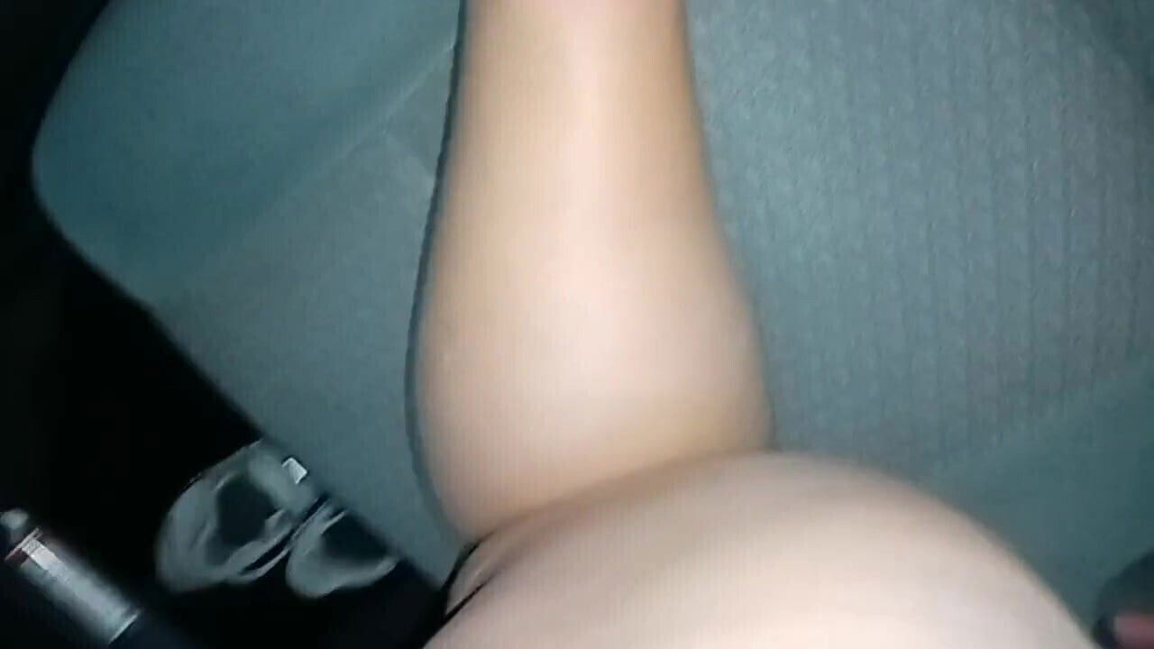 Granny loves mouth when masturbate clit