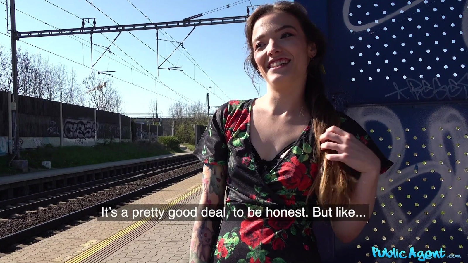 Fucking outdoors with hungry amateur Kylie Nymphette