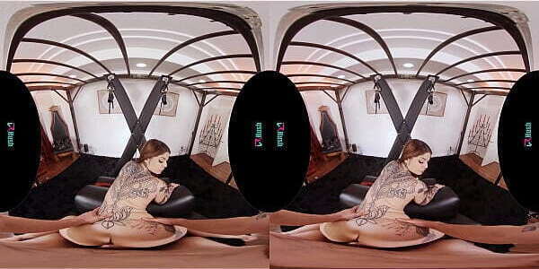 VRHUSH Hope Loves Valentine'_s Surprise!