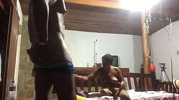 mulher vizinho tava doidona balada cunhado dela metemos pica nela filmamos escondido suspeitou marido descobril jogou