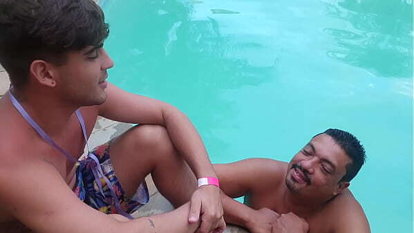 Festa secreta muita putaria sacanagem Flakael Toro