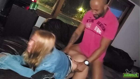 Depois cena meio festa queria mais enfiou ferro Larissa Leite Ator Felipe Costa