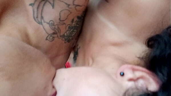 Morena disfruta rompa culo toma leche