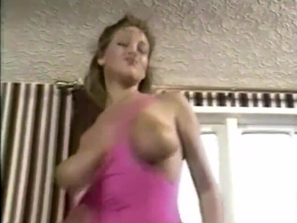 vintage 80's natural bouncy dance