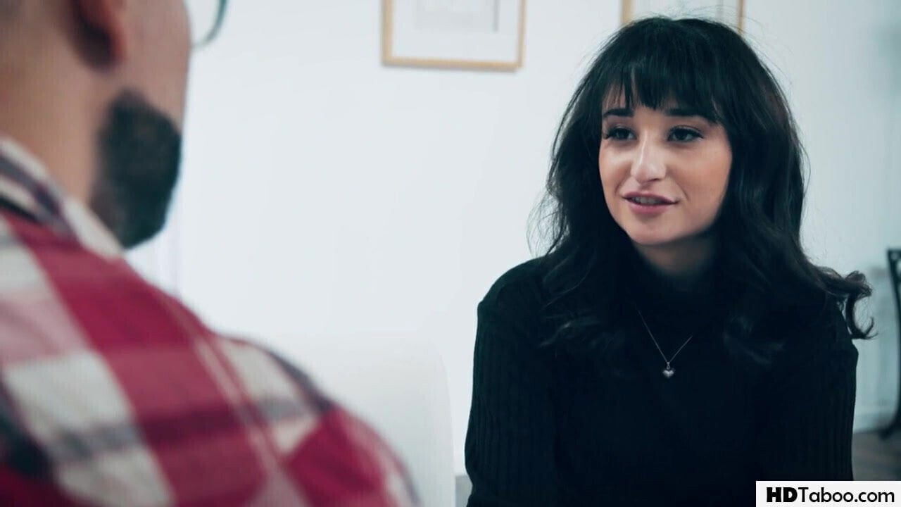 Stepdad Gets Back! Isabella Nice