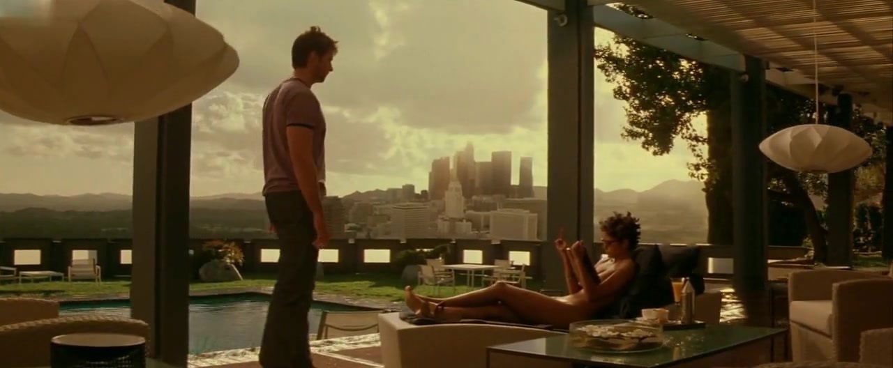 Halle Berry,Laura Lane,Unknown in Swordfish (2001)