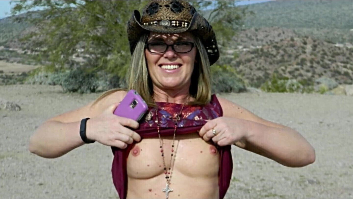 Blonde MILF Loves Camera