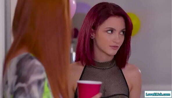 Redhead joins stepsisters threesome