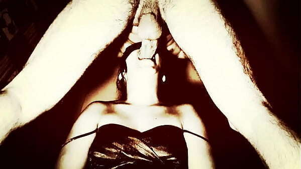 Pagando boquete tomando C&uacute_ cena &eacute_poca