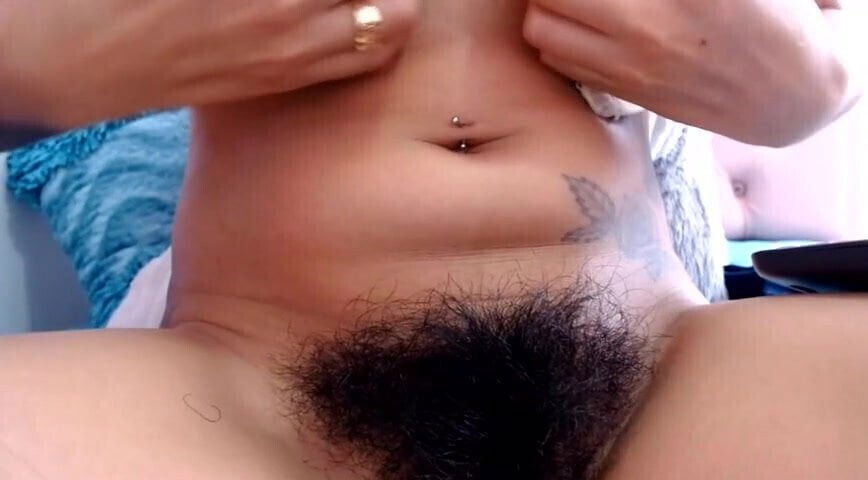 Hairy webcam model Lorennahernandez