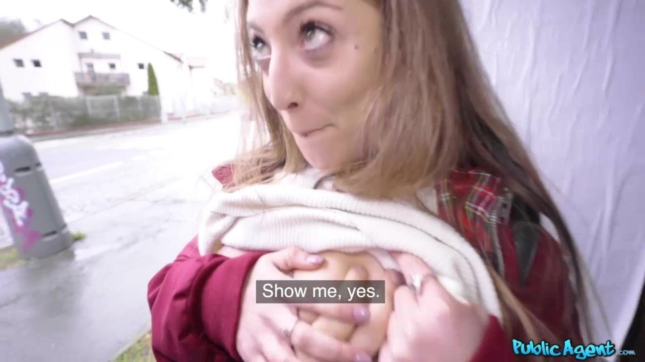 Kinky bitch Venom Evil agrees to have sex in public