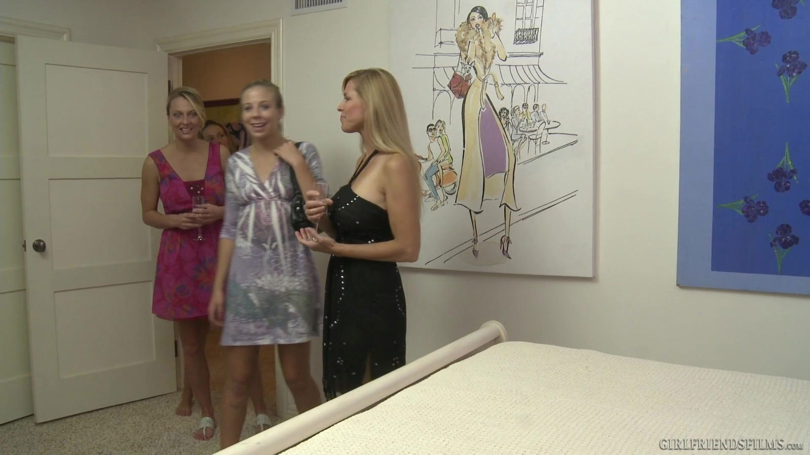 Mature chick Chasity Lynn gets licked naughty Nicole Moore