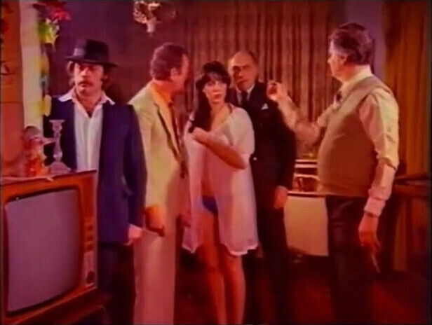 ARZU OKAY SALIH GUNEY AMCIK ORUSPUM SIKIS FIGEN