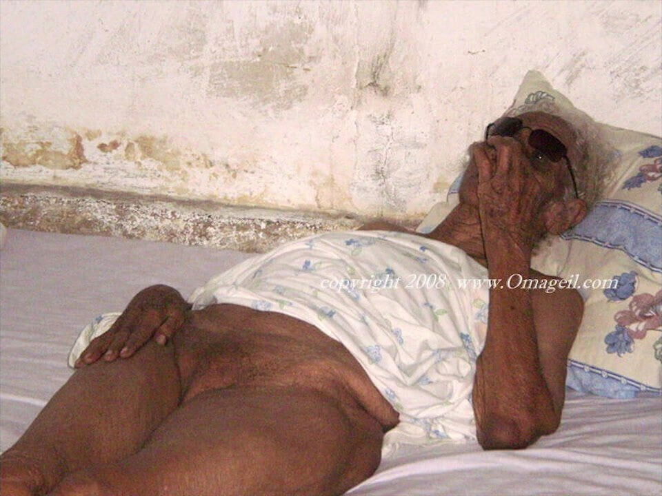 OmaGeiL Nasty Well Aged Ladies Nude Exposed