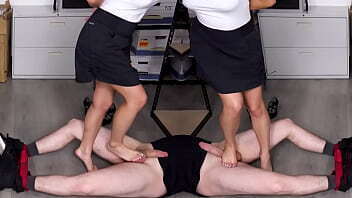 NICHE PARADE Kira Perez Stomping Logan Xander'_s Balls