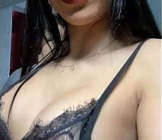 Mi novia esta grabandose en selfi y le llego por atras y me la cojo durisimo