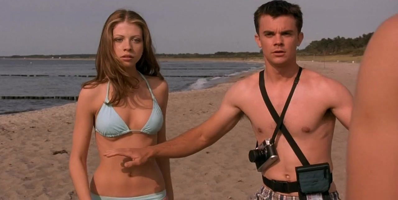 Jessica Bohrs,Michelle Trachtenberg,Molly Schade in Eurotrip (2004)