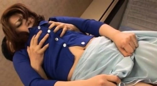 Aphrodisiac Reiko Nakamori blowing good