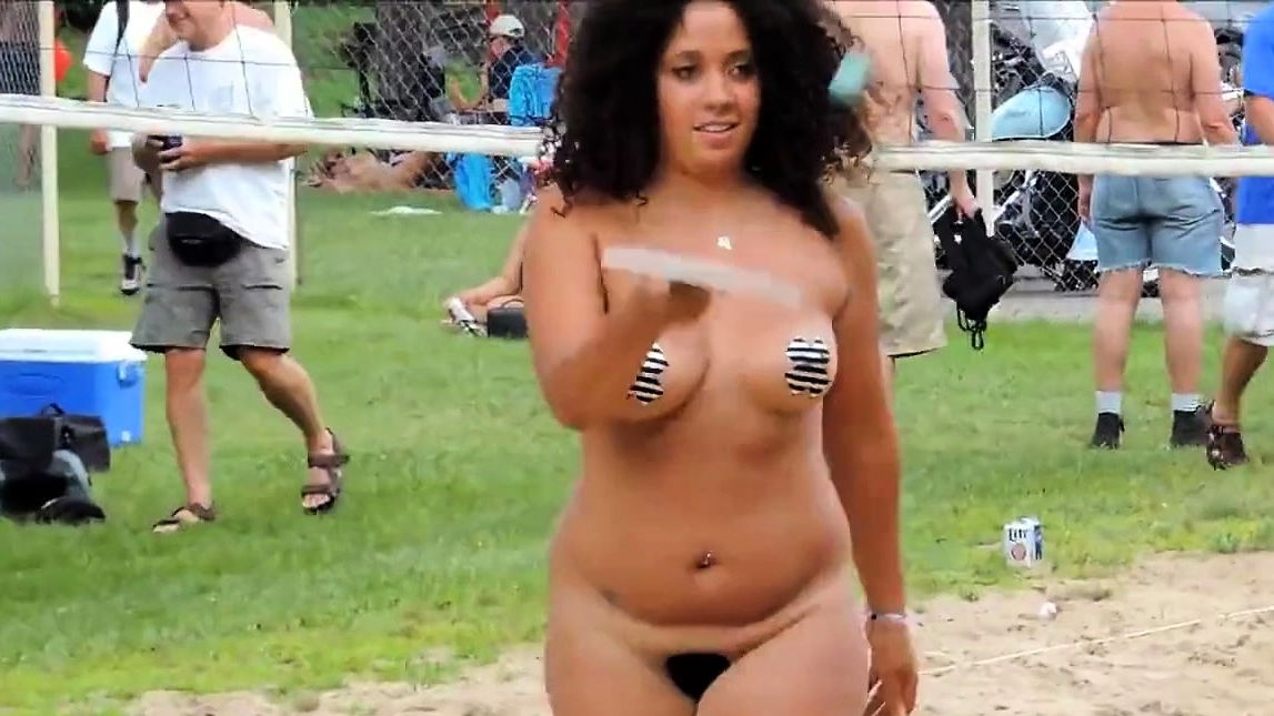 Nudes-a-Poppin 2015 part Incl Filipino Milf