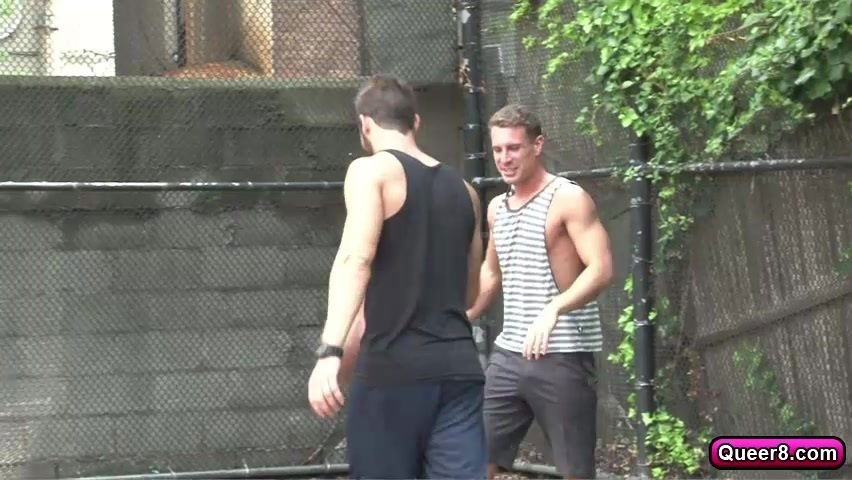 Jarec Wentworth fucks Trace Kendall in this gay video