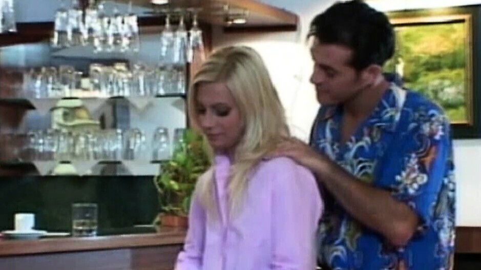 Ditty Gina Blue getting threesome