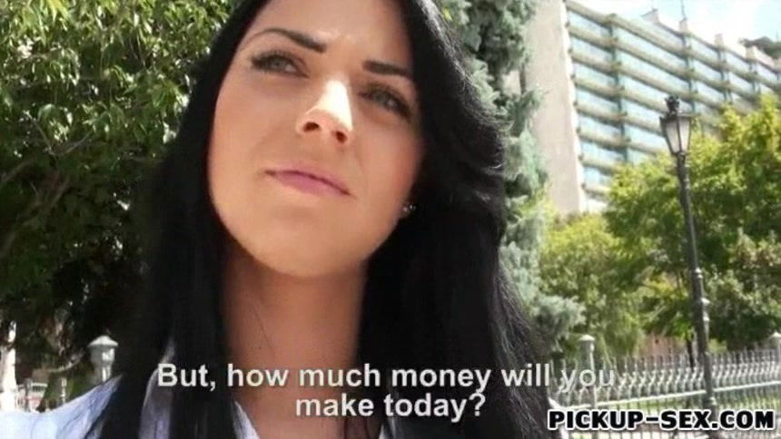 Sexy amateur Czech girl Suzy Fox fucked for a chunk of money