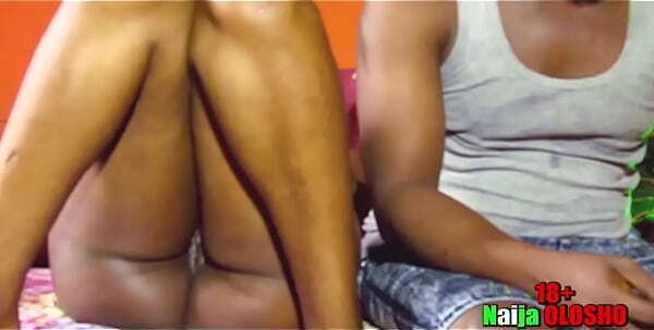 Spreading legs wide open close, smoking masturbating fingering myself show with brother trailer