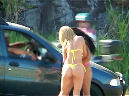 Voc&ecirc_ Foderia essas Duas Ninfetinhas Mostrando Bucetas Rua?