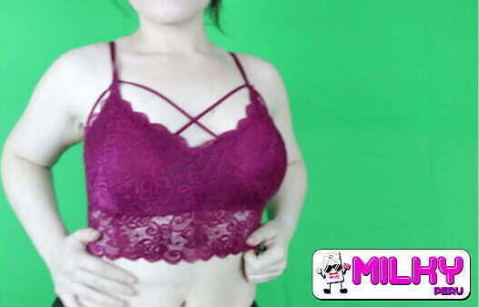 Convencen f&aacute_cilmente GRETA para subir taxi luego ofrecen dinero cambio probar co&ntilde_o rosado... Hermosa ninf&oacute_mana venezolana