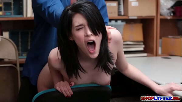 Makes Promise With Pussy