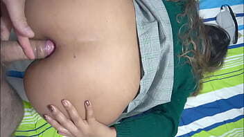 linda colegiala perrito ruega saque culo