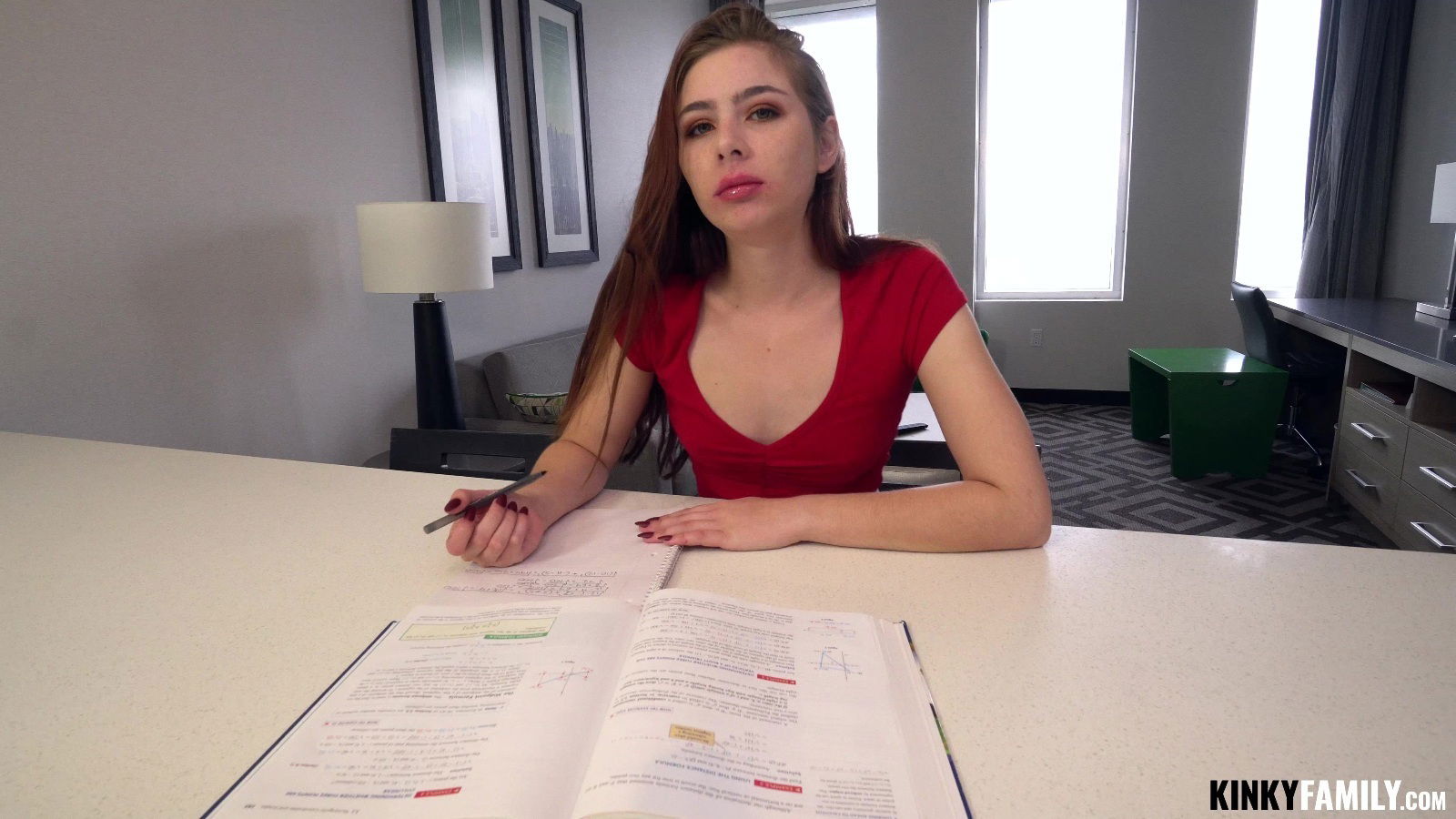 video with giant dick fucking room-mate Jade Wilde