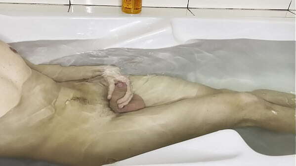 SuperMDick33 makes handjob double dildo