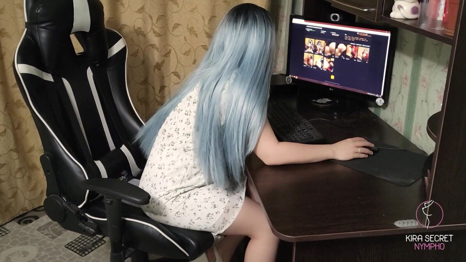 Caught without panties work. Boss shows occupation