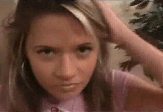 Striptease Angel (01-07-2005)